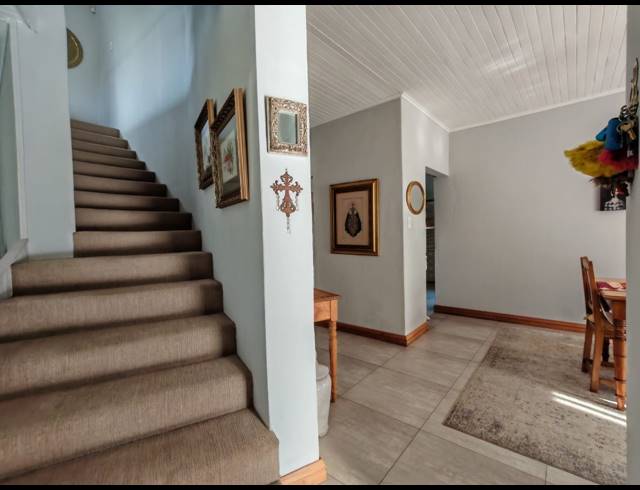4 BEDROOM HOUSE FOR SALE IN THREE RIVERS EAST